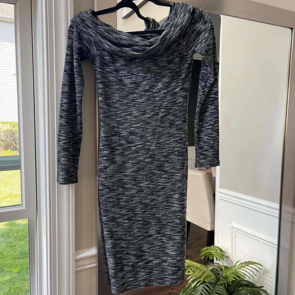 AQUA midi off the shoulder sweater dress